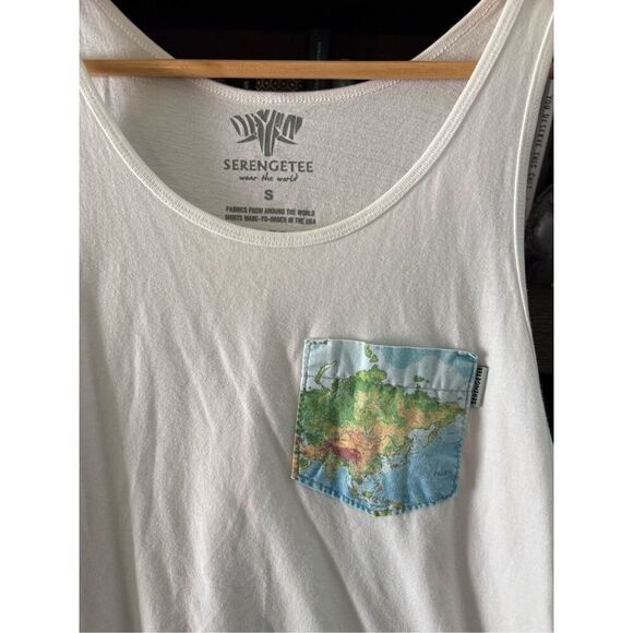 🐿️ Serengetee White Map Pocket Sleeveless Tee Size Small - Picture 4 of 4